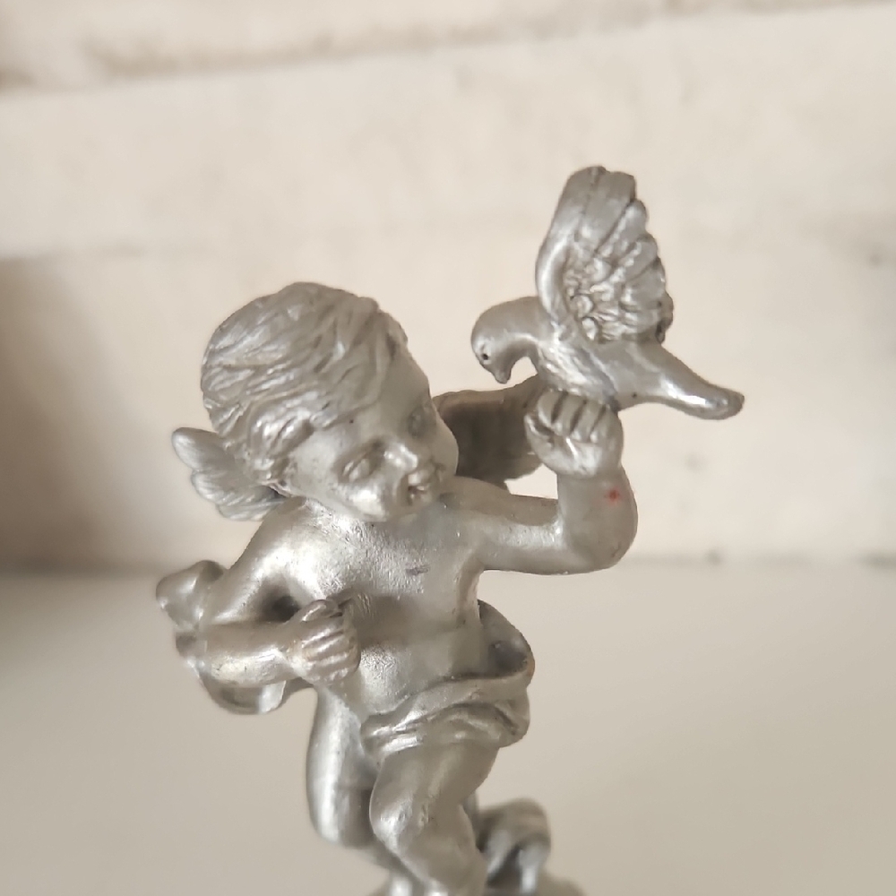 Vintage Pewter Cherub Angel Holding A Dove Figure. - Picture 3 of 12